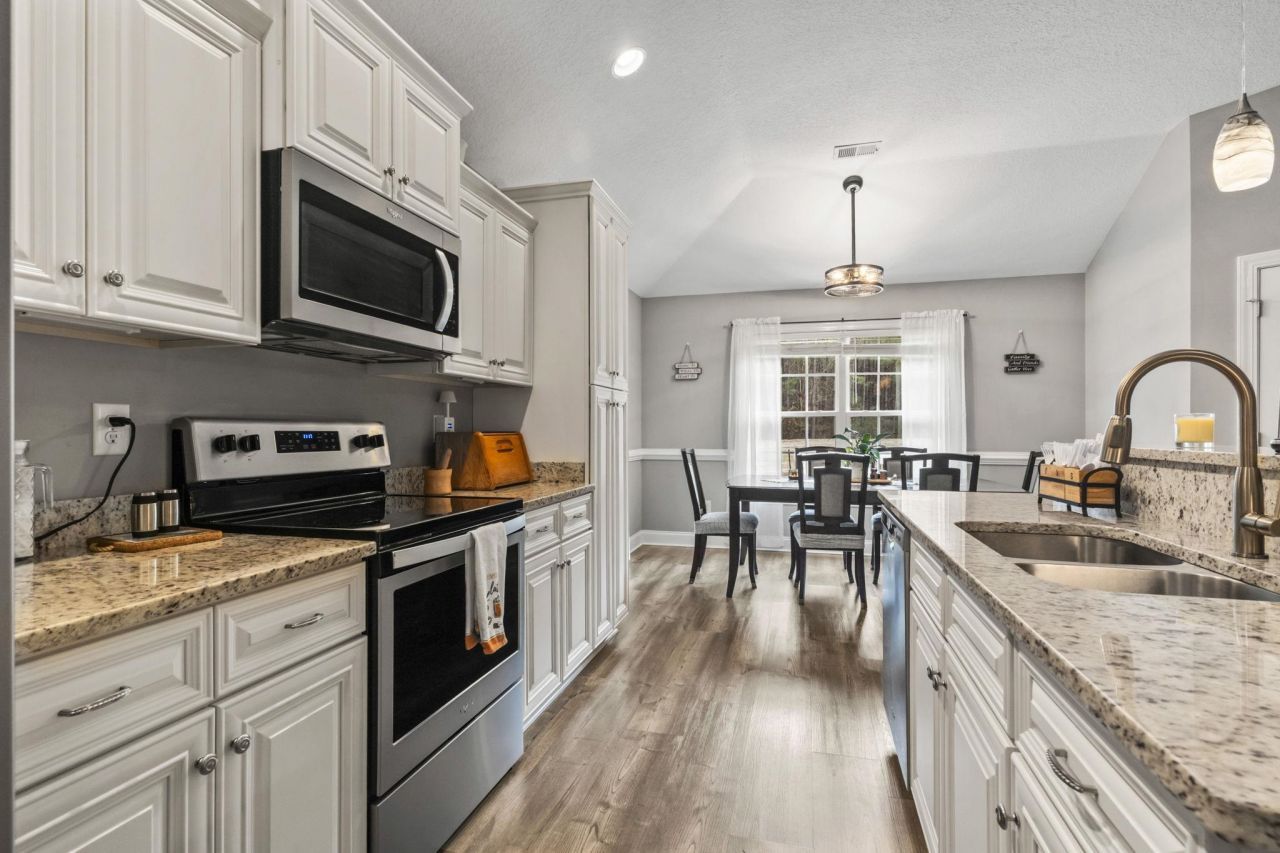 1930 West Homewood Rd. Photo 8