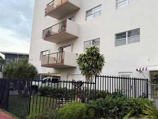 7150 Indian Creek Dr, Unit 505, Miami Beach, FL 33141