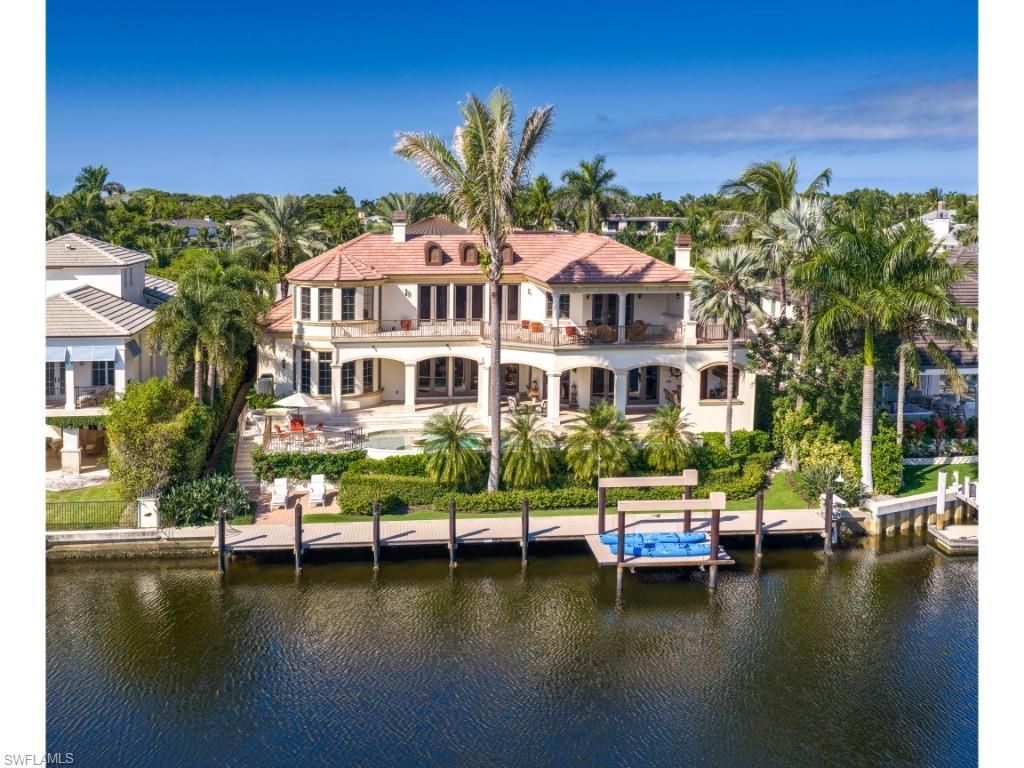 1979 4th St S, Naples, FL 34102 Photo