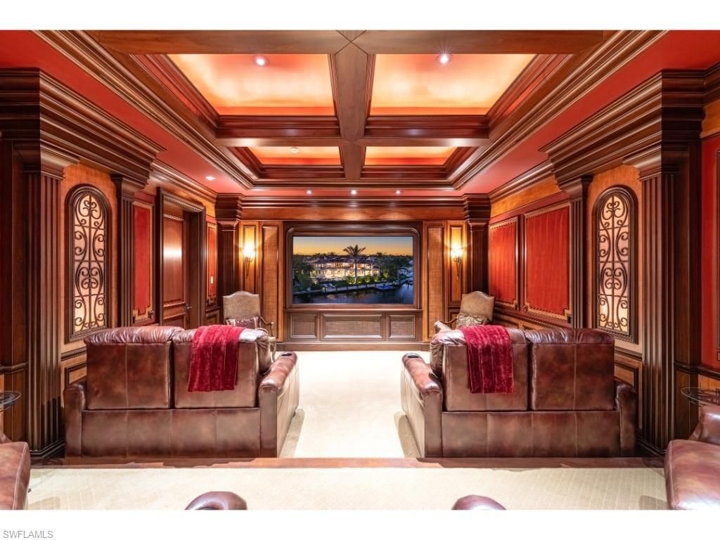 1979 4th St S, Naples, FL 34102 Photo