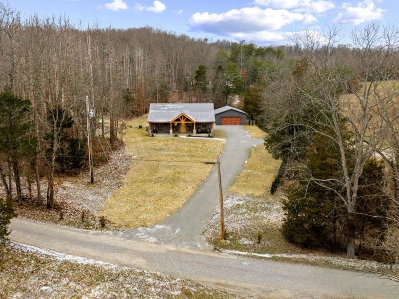 1431 Grange Hall Road, Oliver Twp, OH 45693 Photo 3