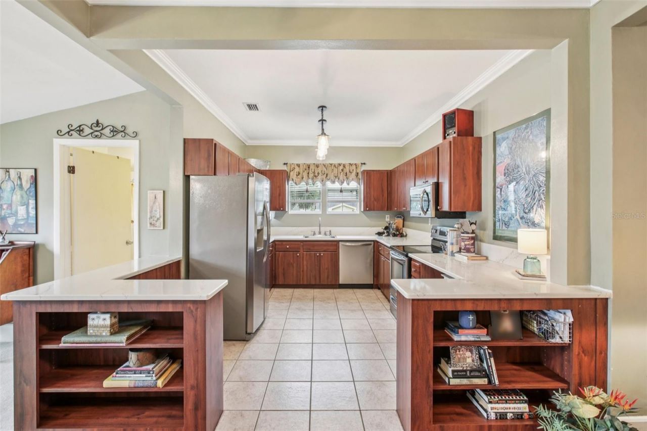 501 32nd Avenue N, Saint Petersburg, FL 33704 Photo