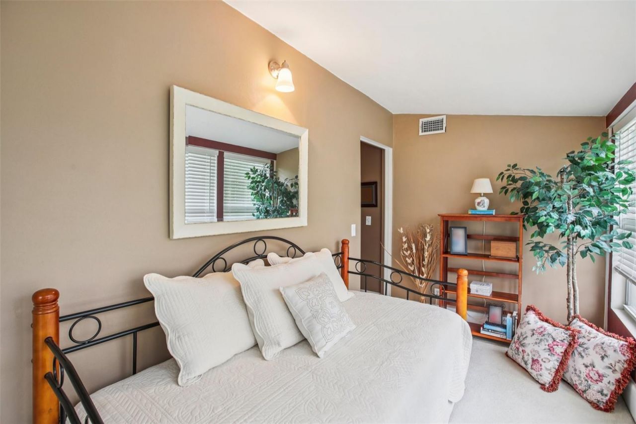 501 32nd Avenue N, Saint Petersburg, FL 33704 Photo