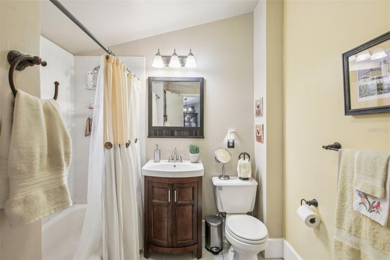 501 32nd Avenue N, Saint Petersburg, FL 33704 Photo