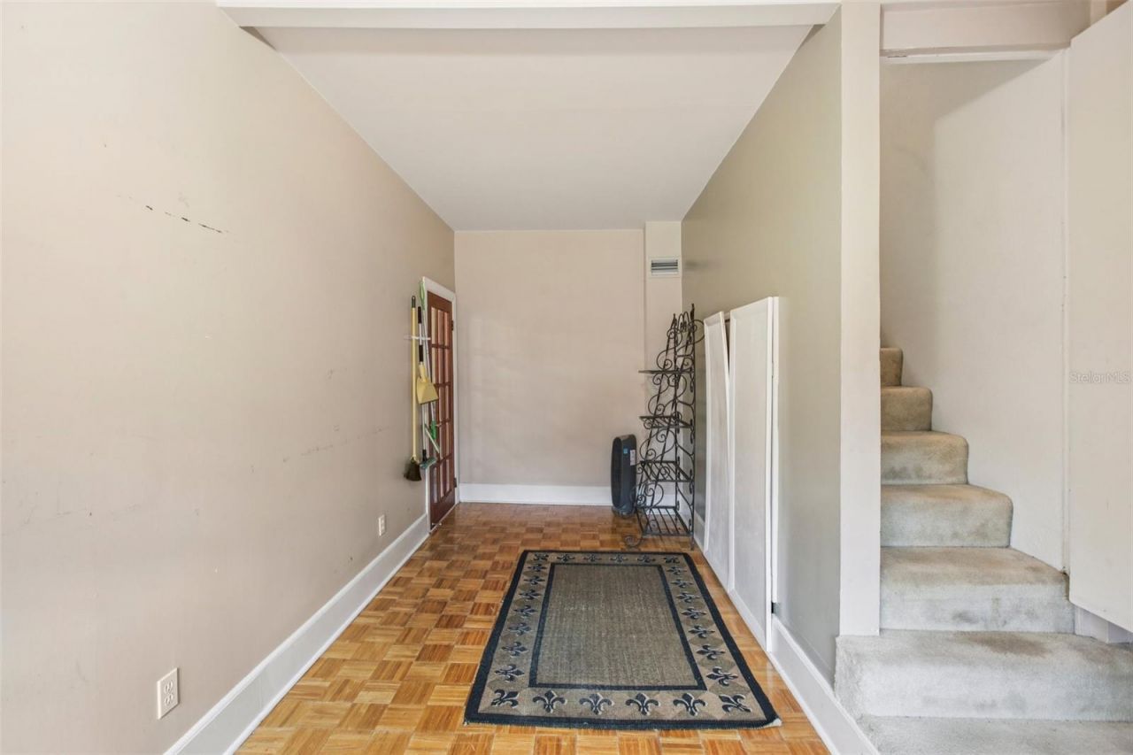 501 32nd Avenue N, Saint Petersburg, FL 33704 Photo