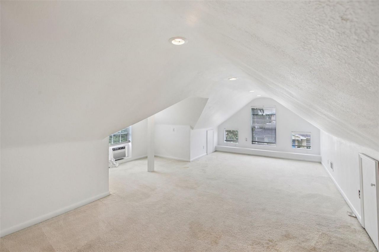 501 32nd Avenue N, Saint Petersburg, FL 33704 Photo