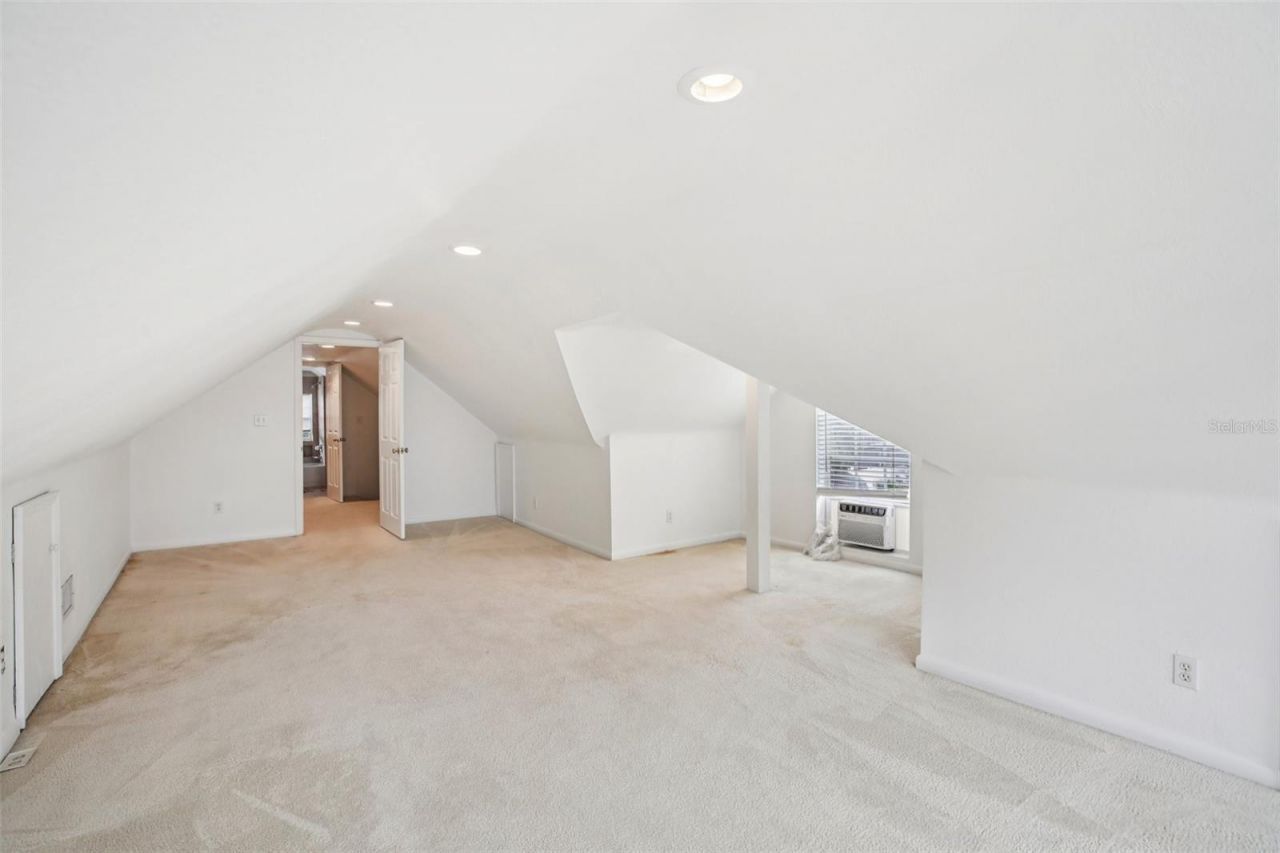 501 32nd Avenue N, Saint Petersburg, FL 33704 Photo