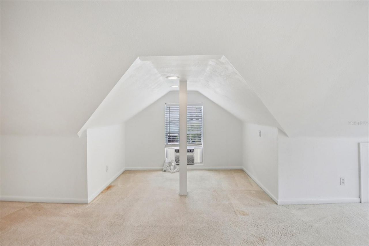 501 32nd Avenue N, Saint Petersburg, FL 33704 Photo