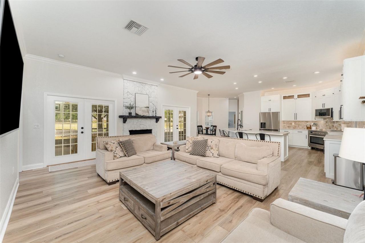 5820 E Johnson Avenue, Haines City, FL 33844 Photo