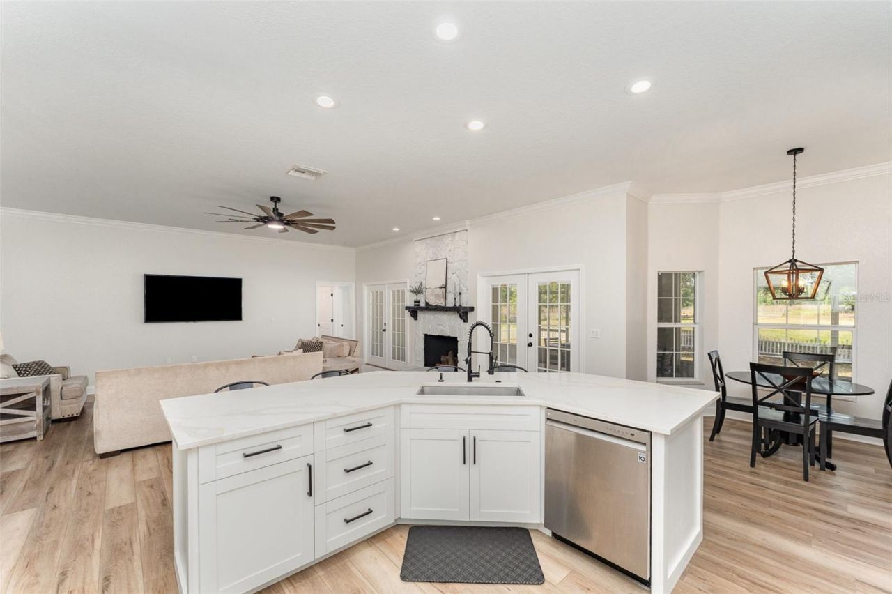 5820 E Johnson Avenue, Haines City, FL 33844 Photo