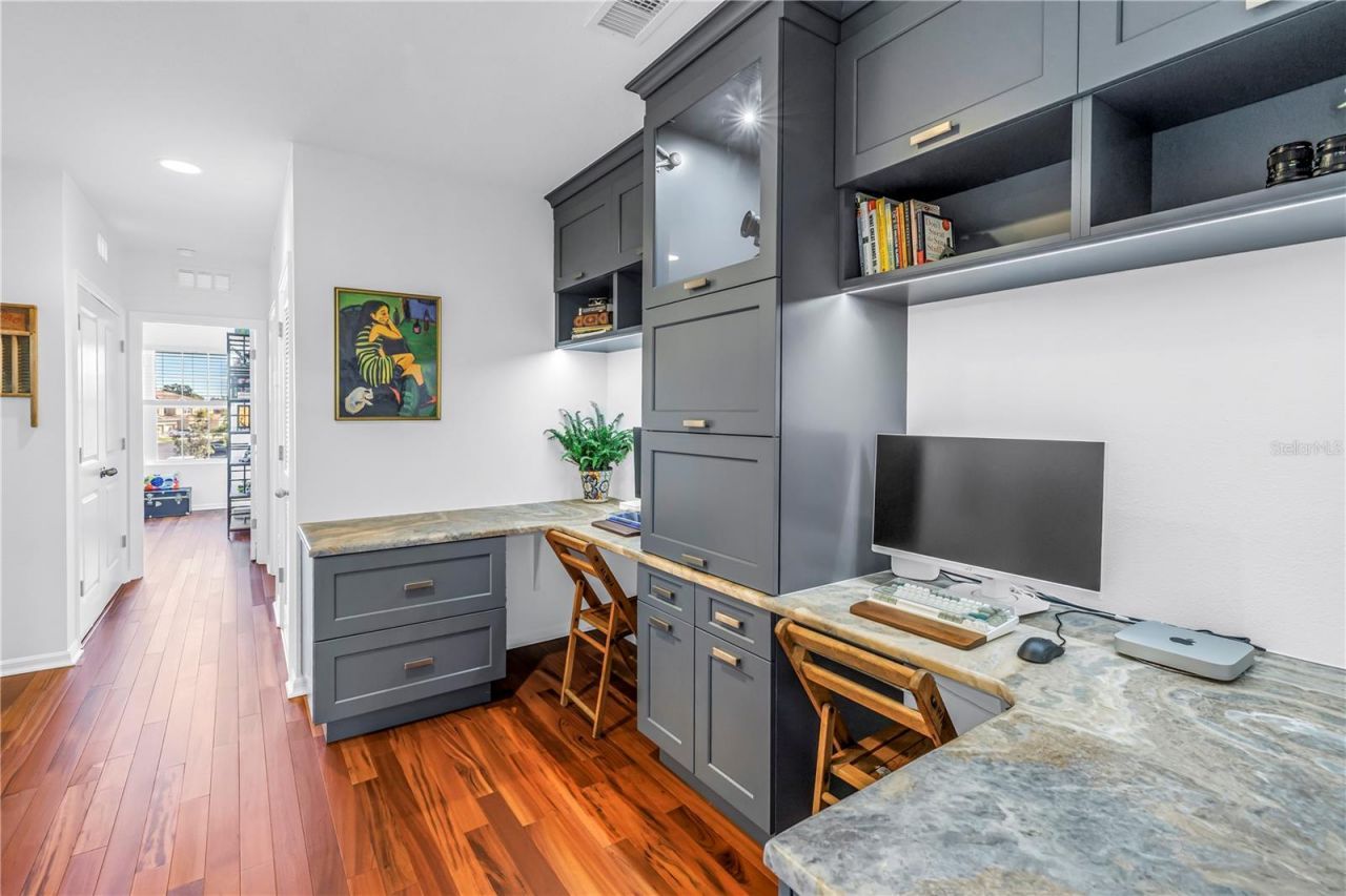 5284 6th Way N, Saint Petersburg, FL 33703 Photo