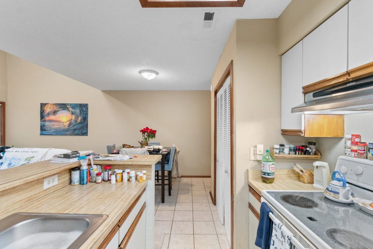 4498 Little River Inn Ln. Photo 7