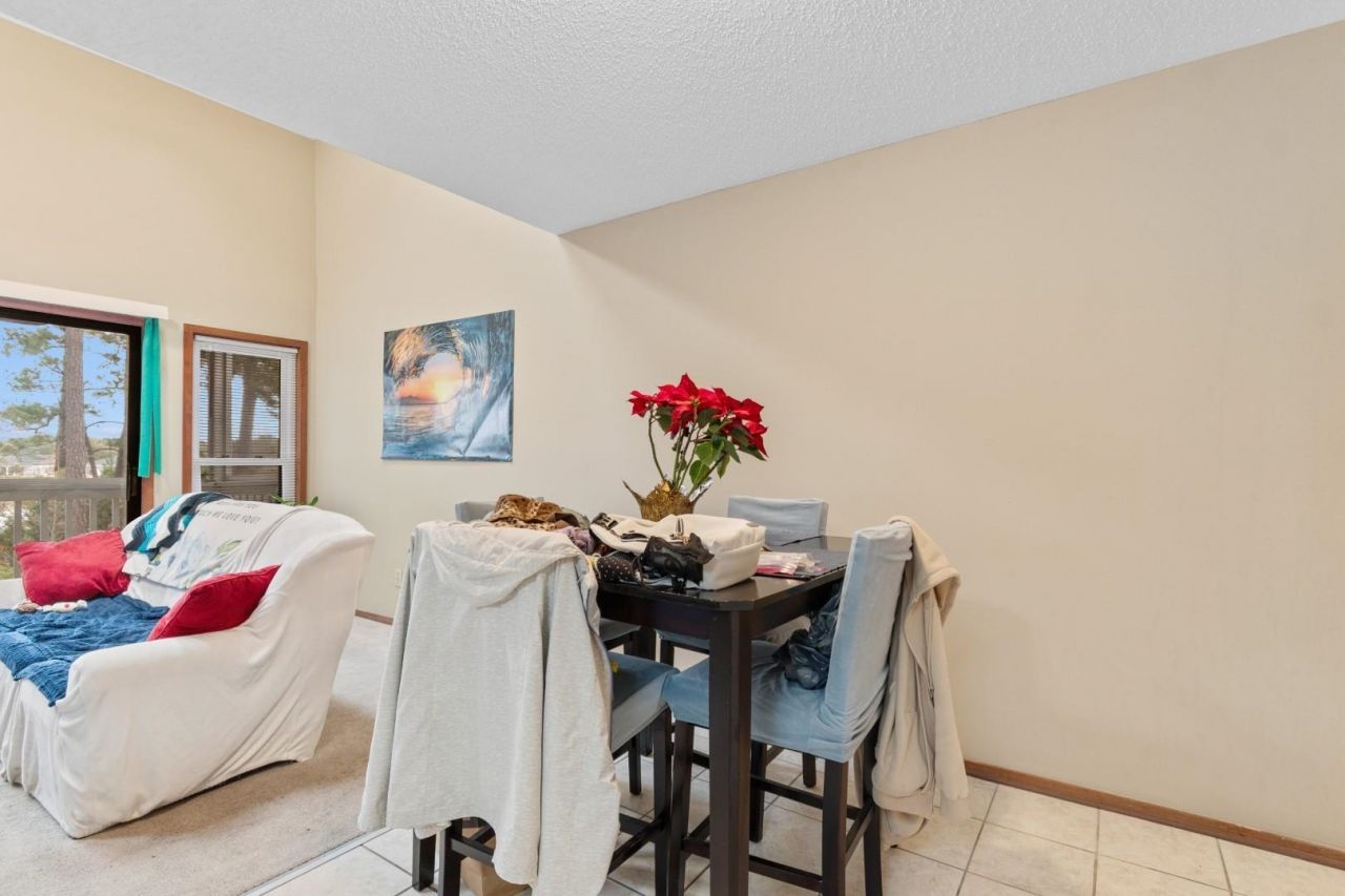 4498 Little River Inn Ln. Photo 9