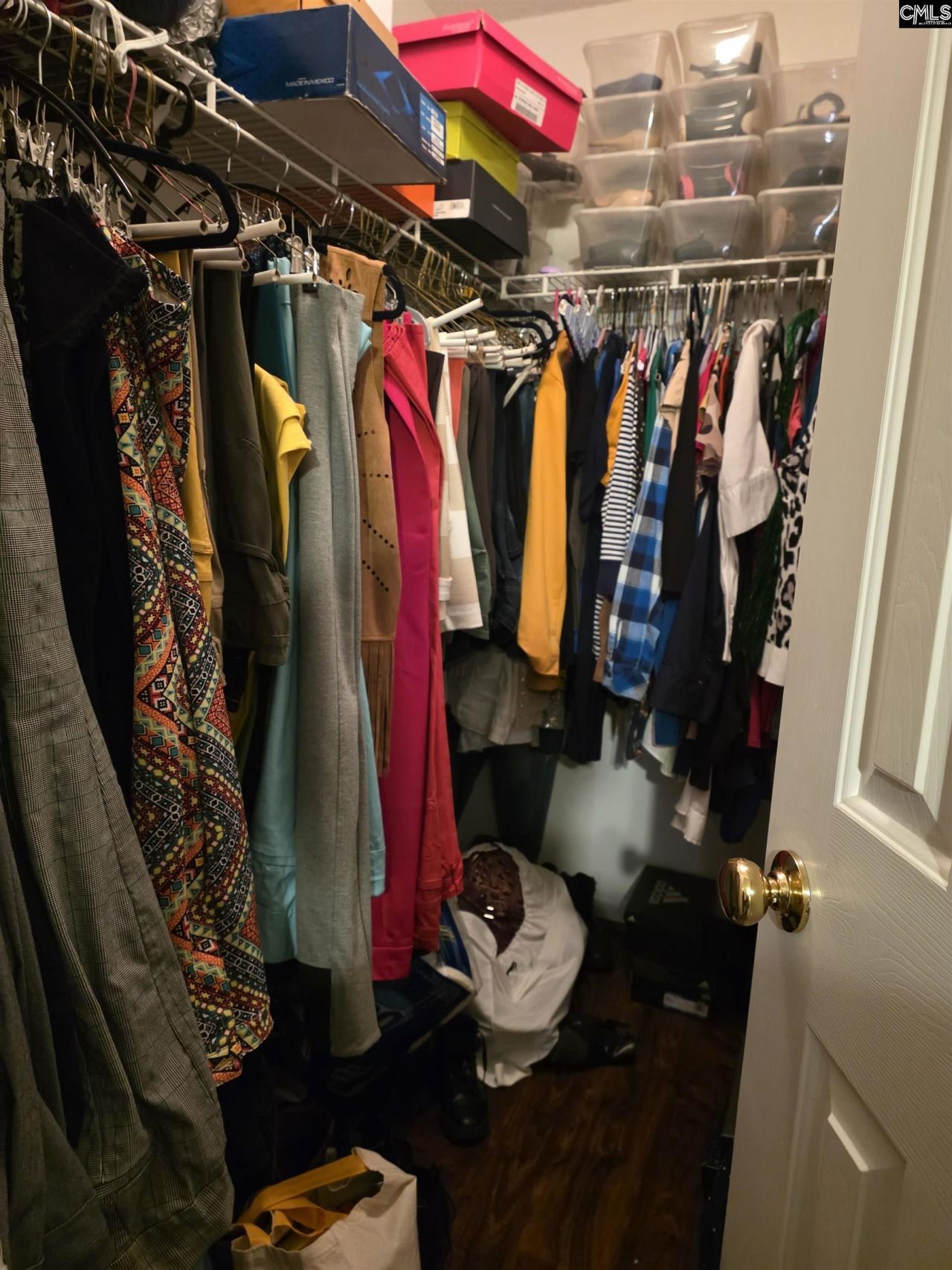 316 Legend Oaks Drive  Photo 16