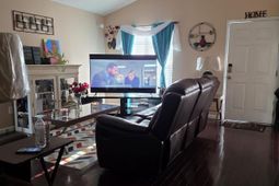 316 Legend Oaks Drive  photo 4