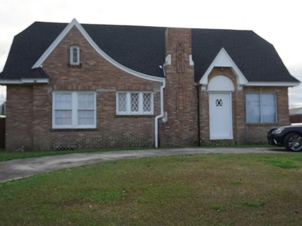 177 W 5TH Street, LaPlace, LA 70068