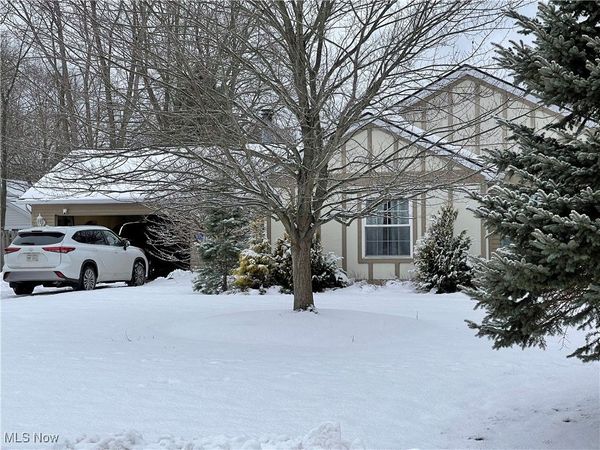 2376 Bay Meadow Street, Madison, OH 44057