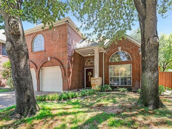 9352 Riverwalk Lane, Irving, TX 75063
