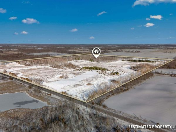 10001 Pioneer Road, Osseo, MI 49266