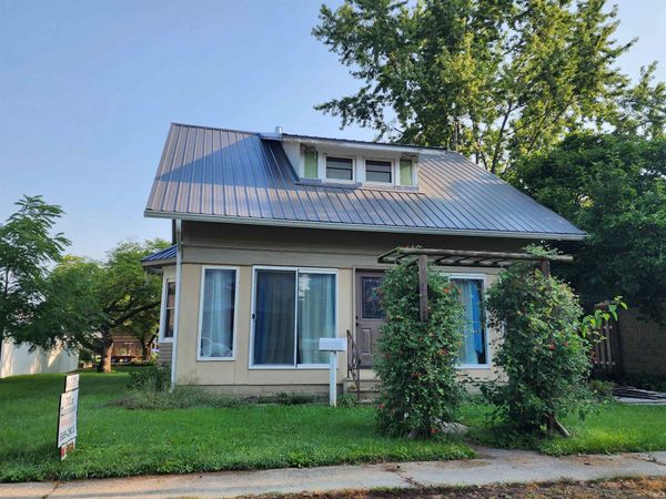 417 Center Street, Berne, IN 46711