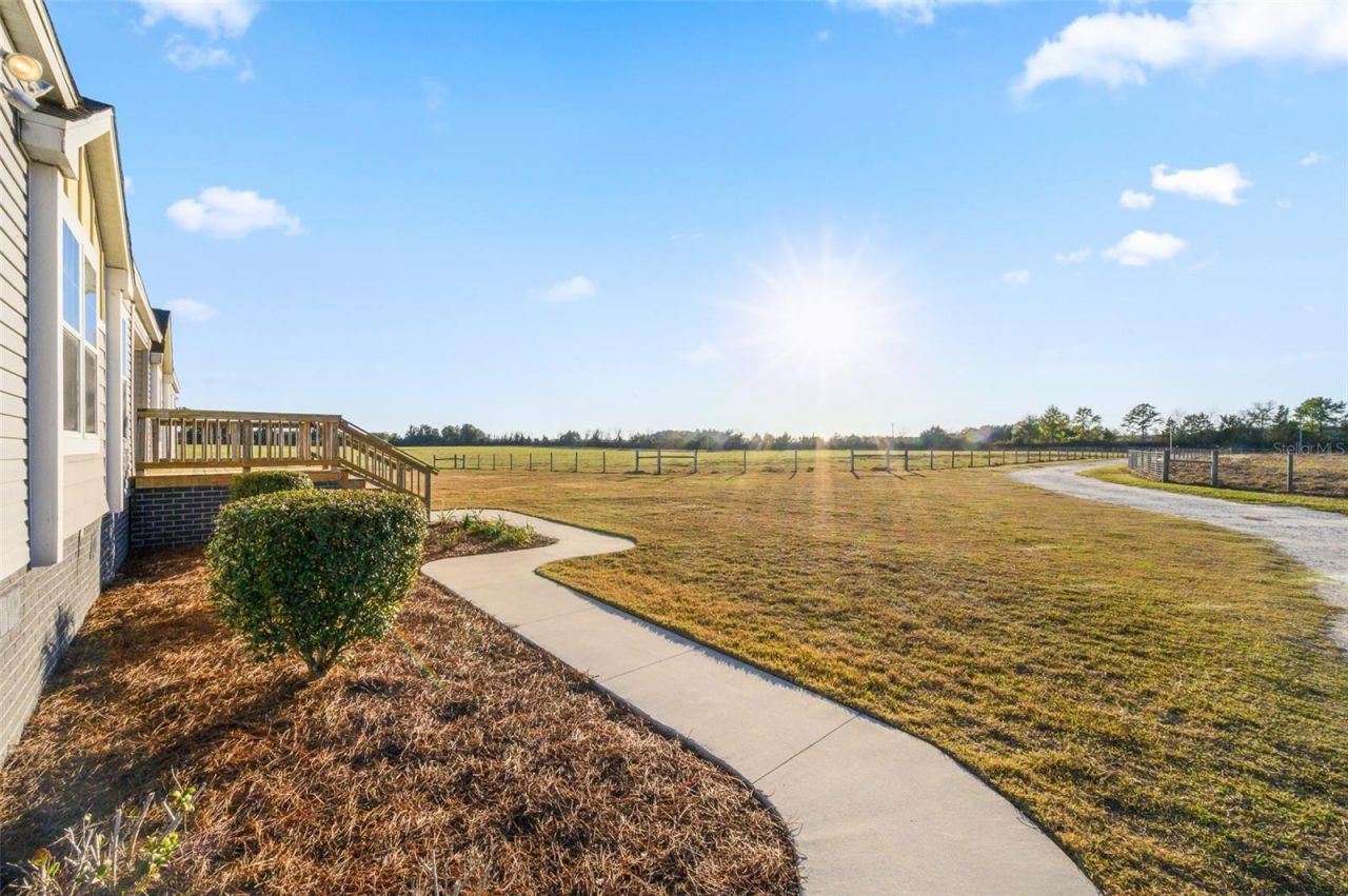 3789 NW 202nd Street, Newberry, FL 32669 Photo