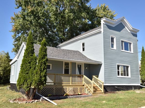 N5415 Park AVENUE, Fredonia, WI 53021