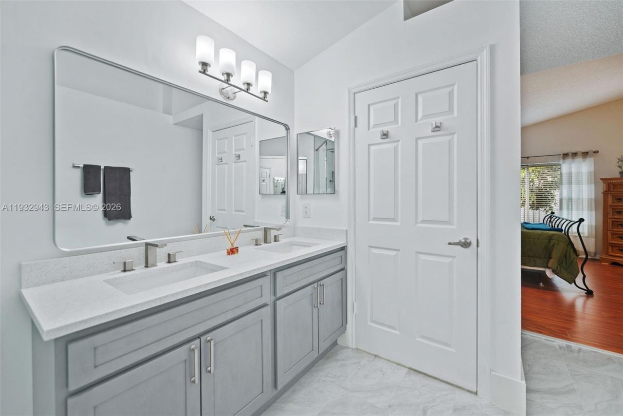 12503 NW 10th Ct, Sunrise, FL 33323 Photo