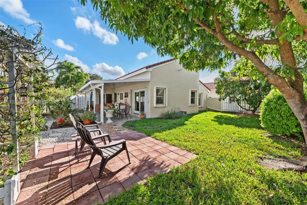 12503 NW 10th Ct, Sunrise, FL 33323 Photo