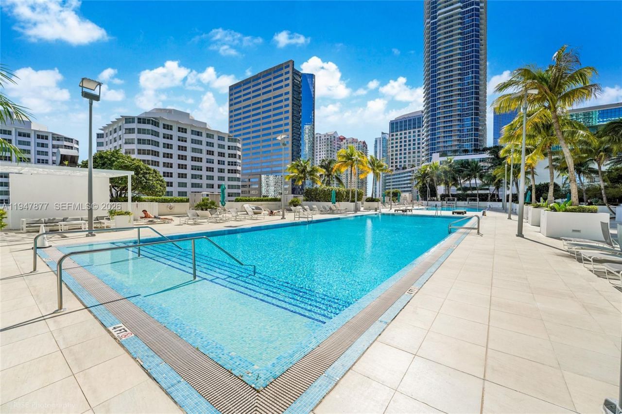951 Brickell Ave, Unit 1110, Miami, FL 33131 Photo