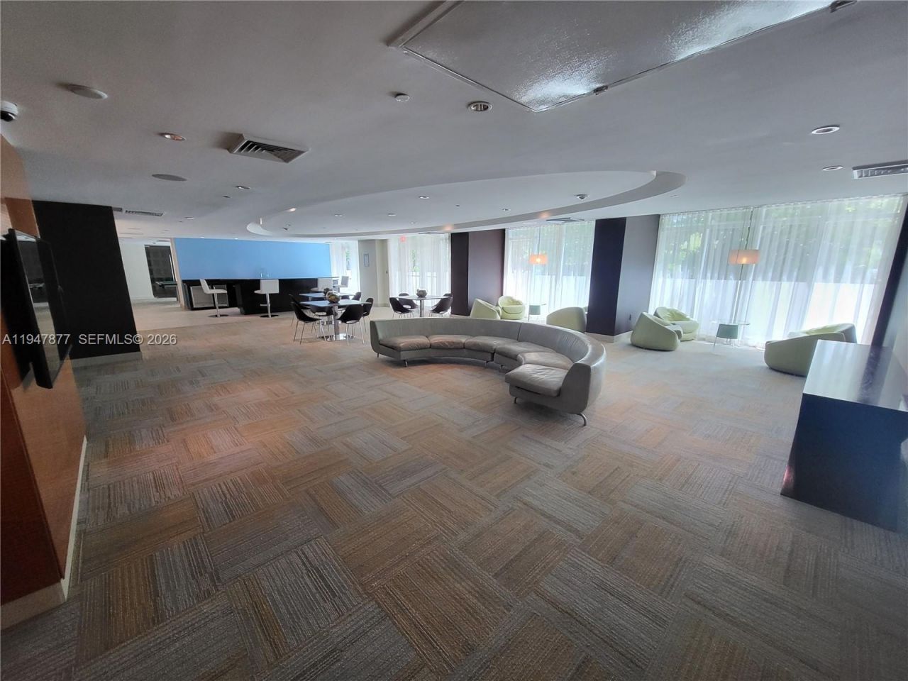 951 Brickell Ave, Unit 1110, Miami, FL 33131 Photo