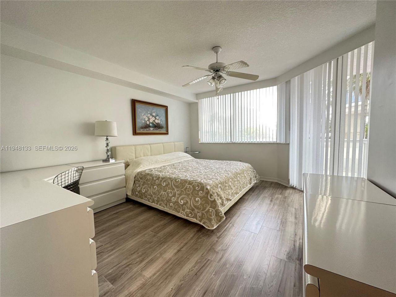 17275 Collins Av, Unit 312, Sunny Isles Beach, FL 33160 Photo