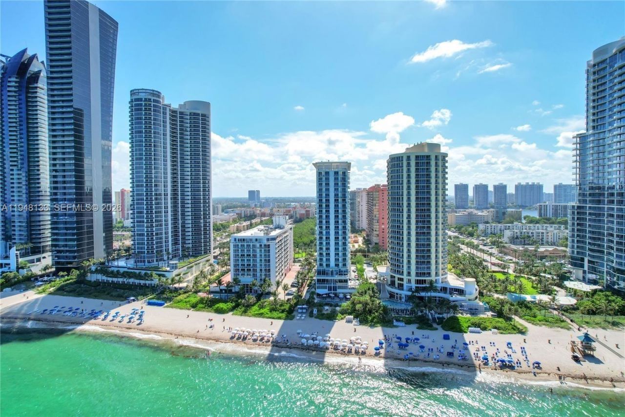 17275 Collins Av, Unit 312, Sunny Isles Beach, FL 33160 Photo
