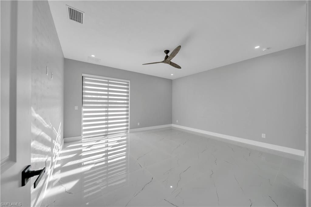 911 NW 37th Pl , Cape Coral, FL 33993 Photo