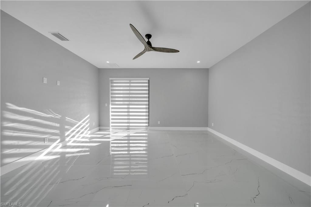 911 NW 37th Pl , Cape Coral, FL 33993 Photo