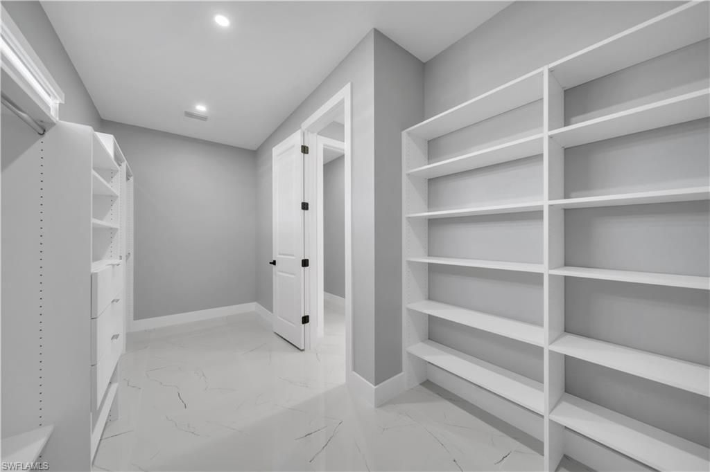 911 NW 37th Pl , Cape Coral, FL 33993 Photo