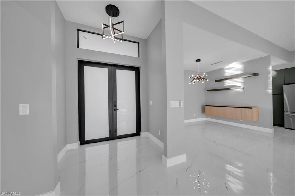 911 NW 37th Pl , Cape Coral, FL 33993 Photo