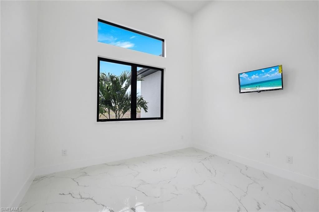 126 NW 25th St, Cape Coral, FL 33993 Photo