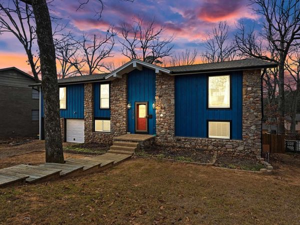 2010 Old Forge Dr Drive, Little Rock, AR 72227