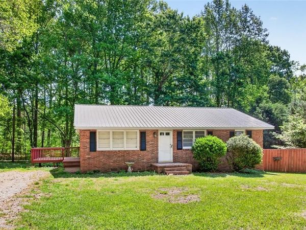 1696 Bantam Road, Pleasant Garden, NC 27313
