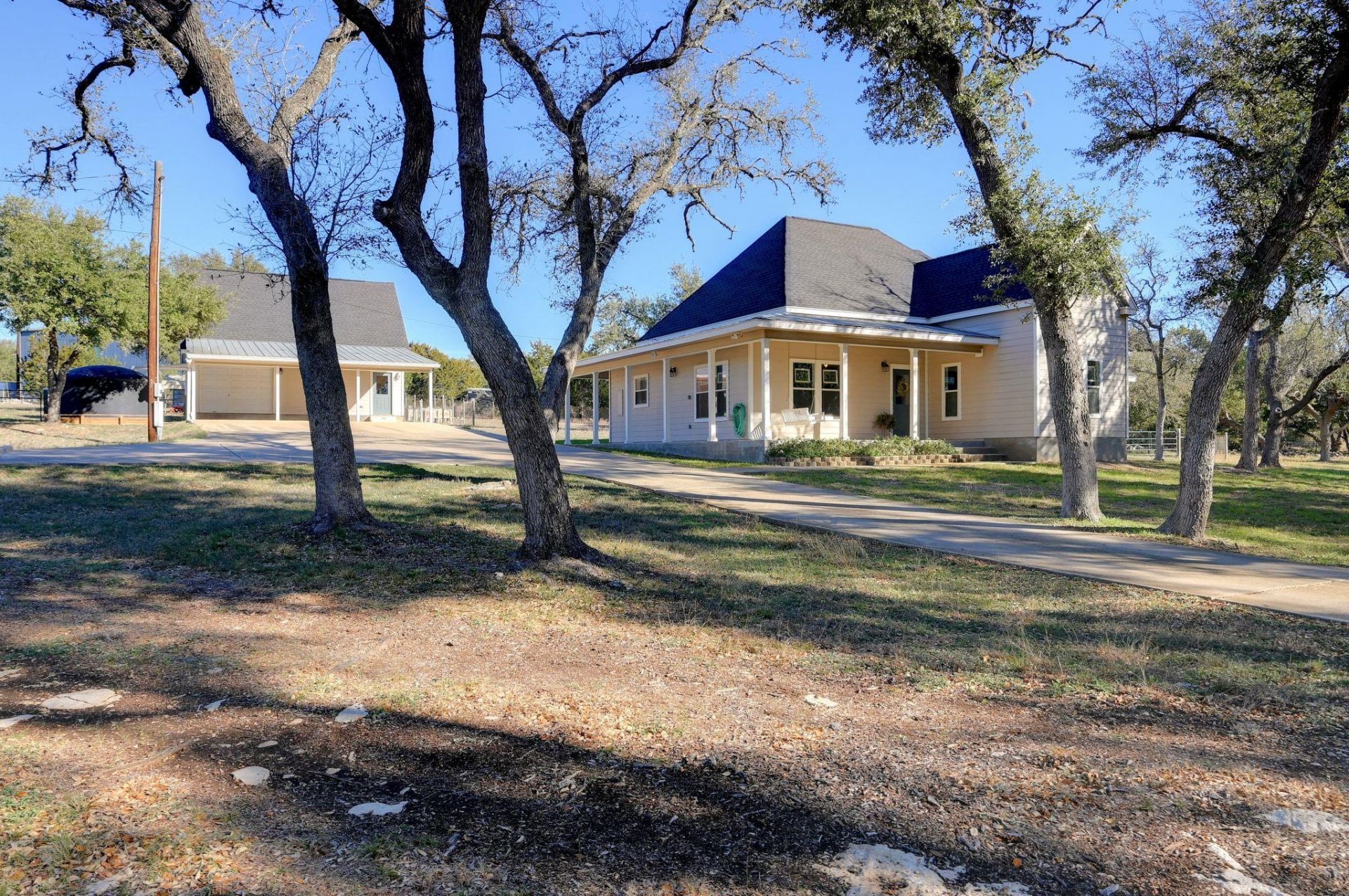 881 Saddleridge Dr, Wimberley, TX 78676 Main Photo