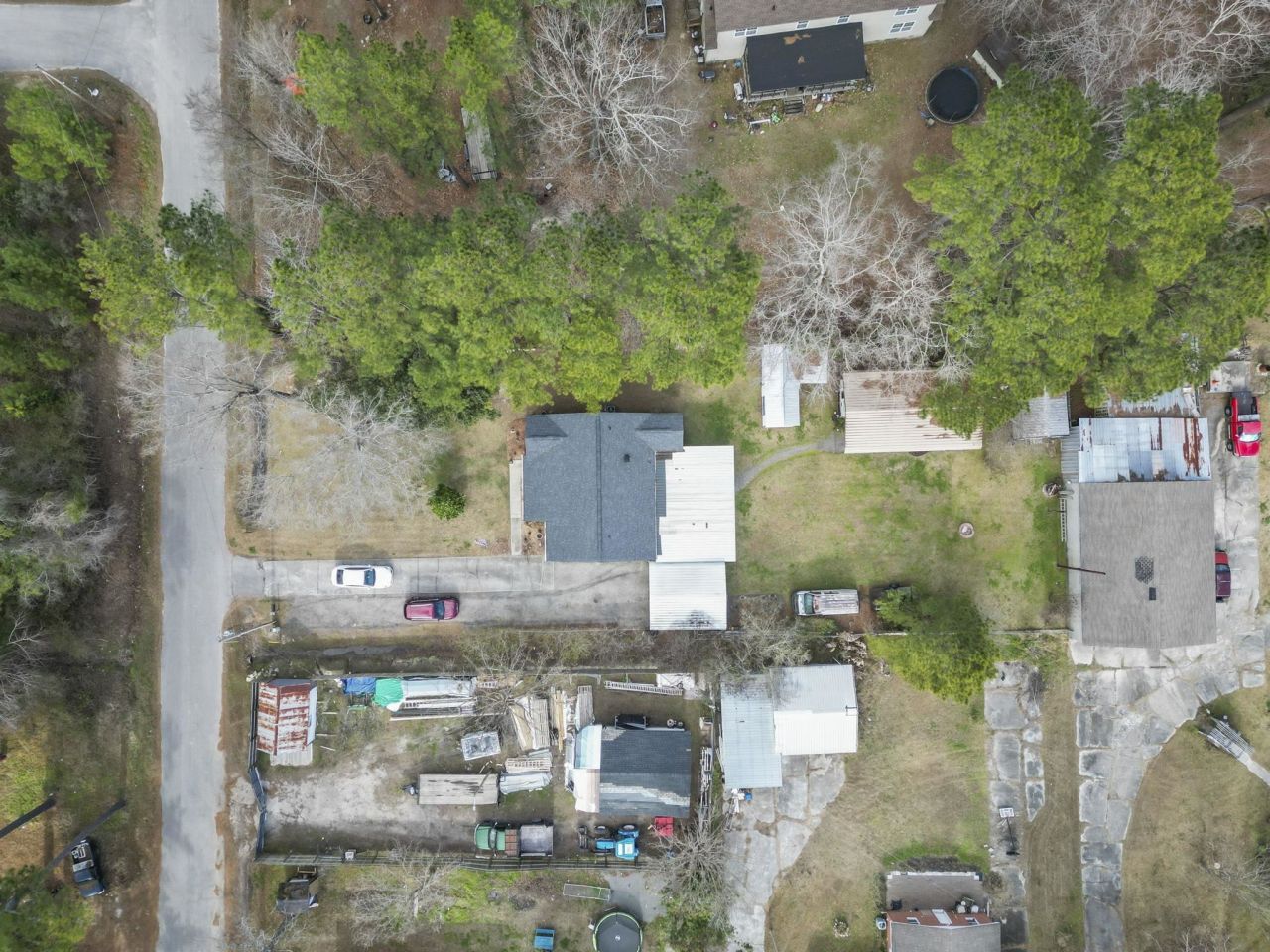 106 Fonza St. Photo 28