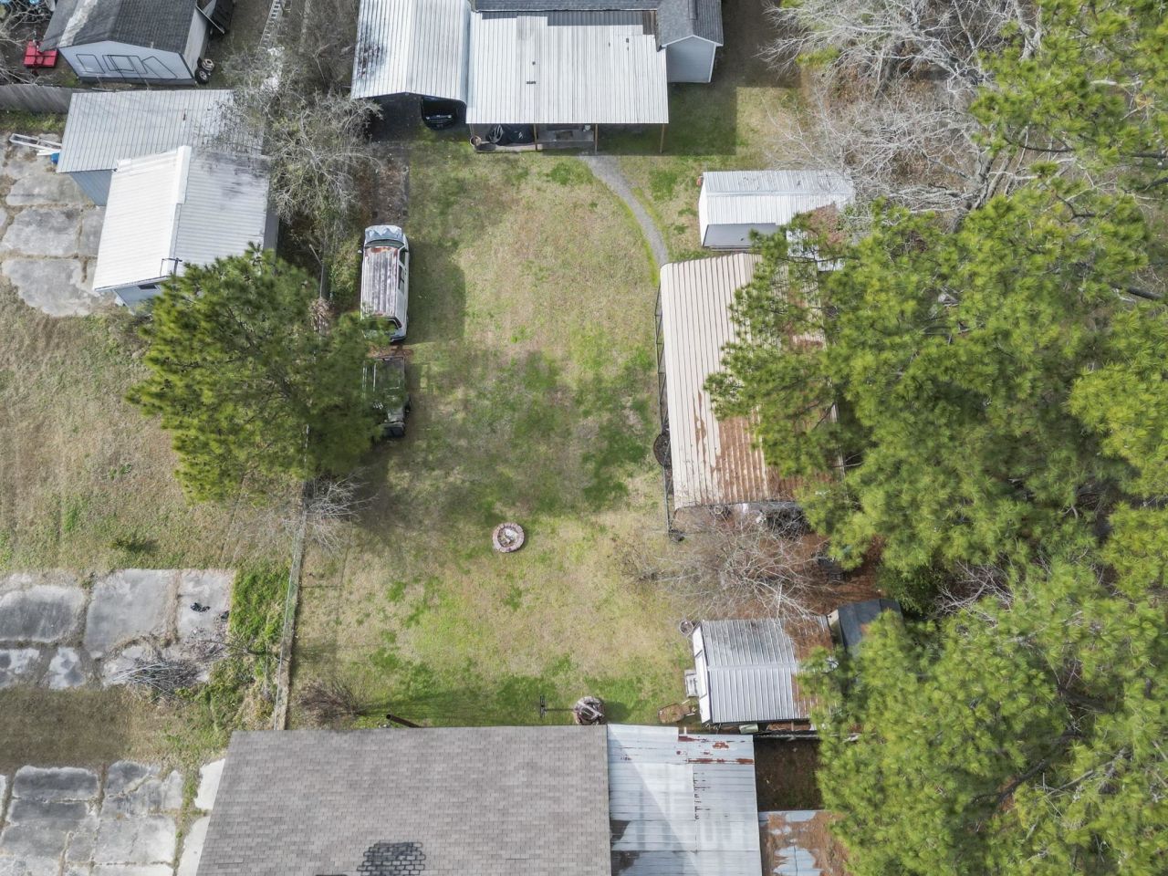 106 Fonza St. Photo 30