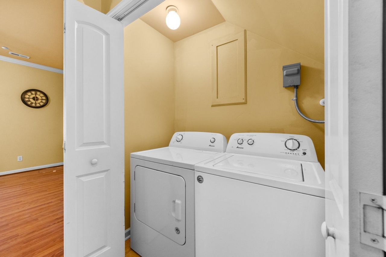 1719 Low Country Pl. Photo 18