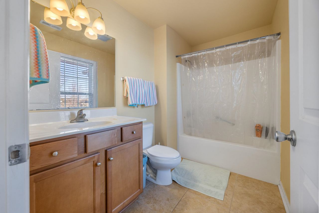 1719 Low Country Pl. Photo 22