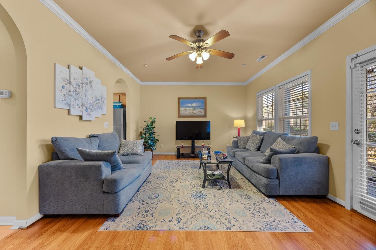 1719 Low Country Pl. Photo 9