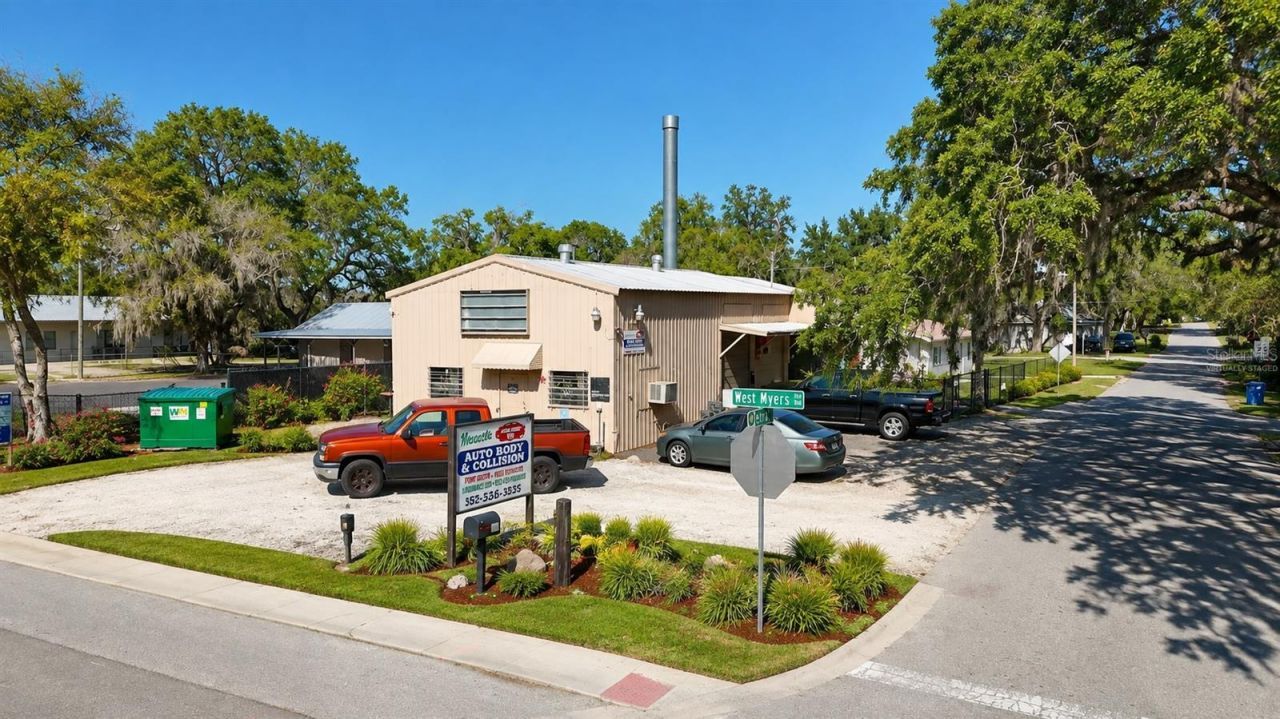 10 Barry Avenue, Mascotte, FL 34753 Photo
