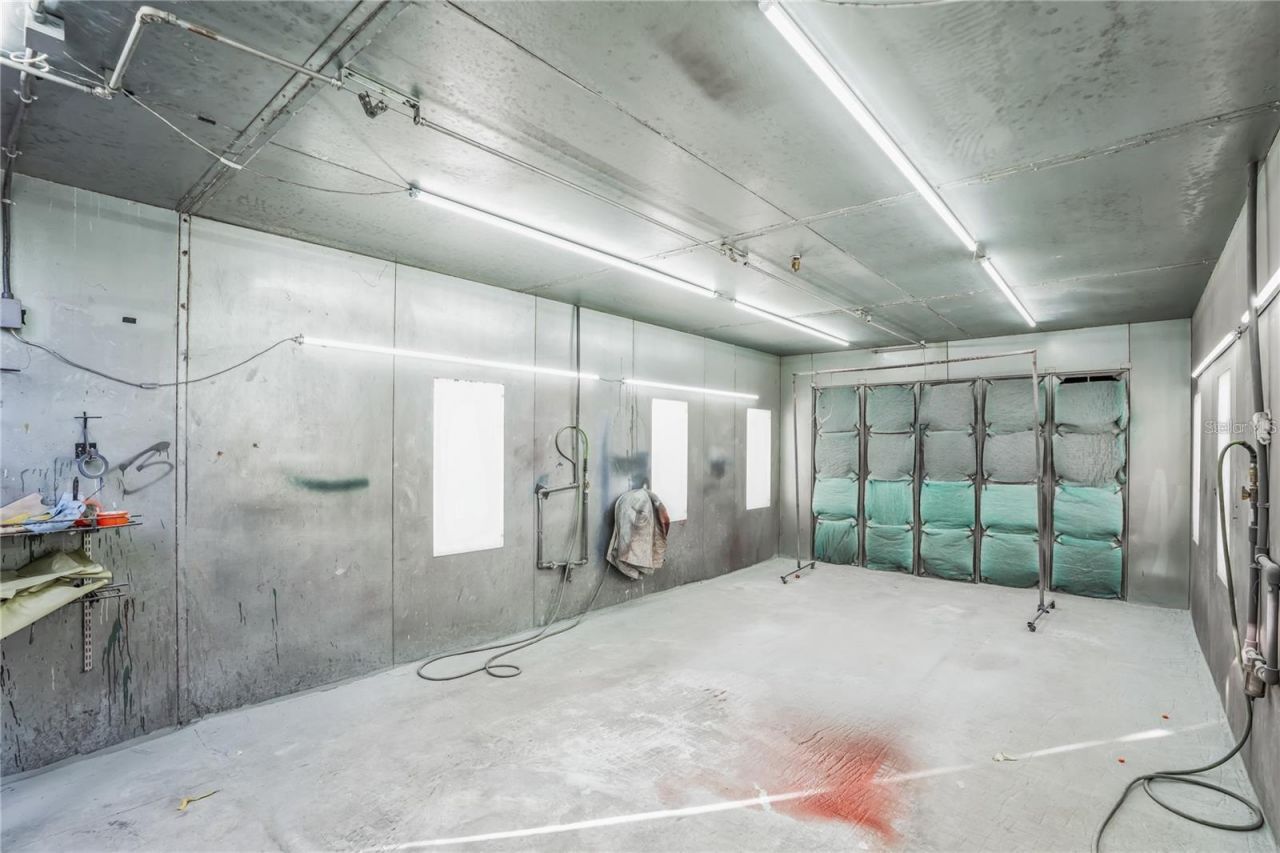 10 Barry Avenue, Mascotte, FL 34753 Photo