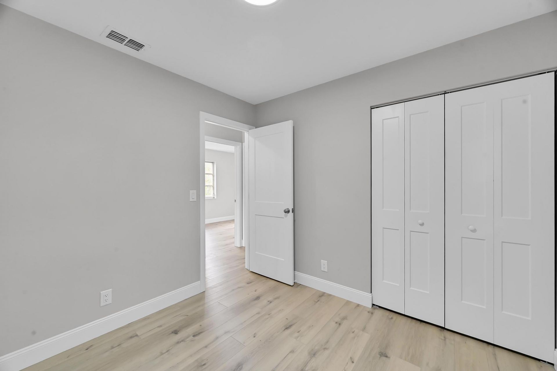 8487 SE Begonia Way, Hobe Sound, FL 33455 Photo