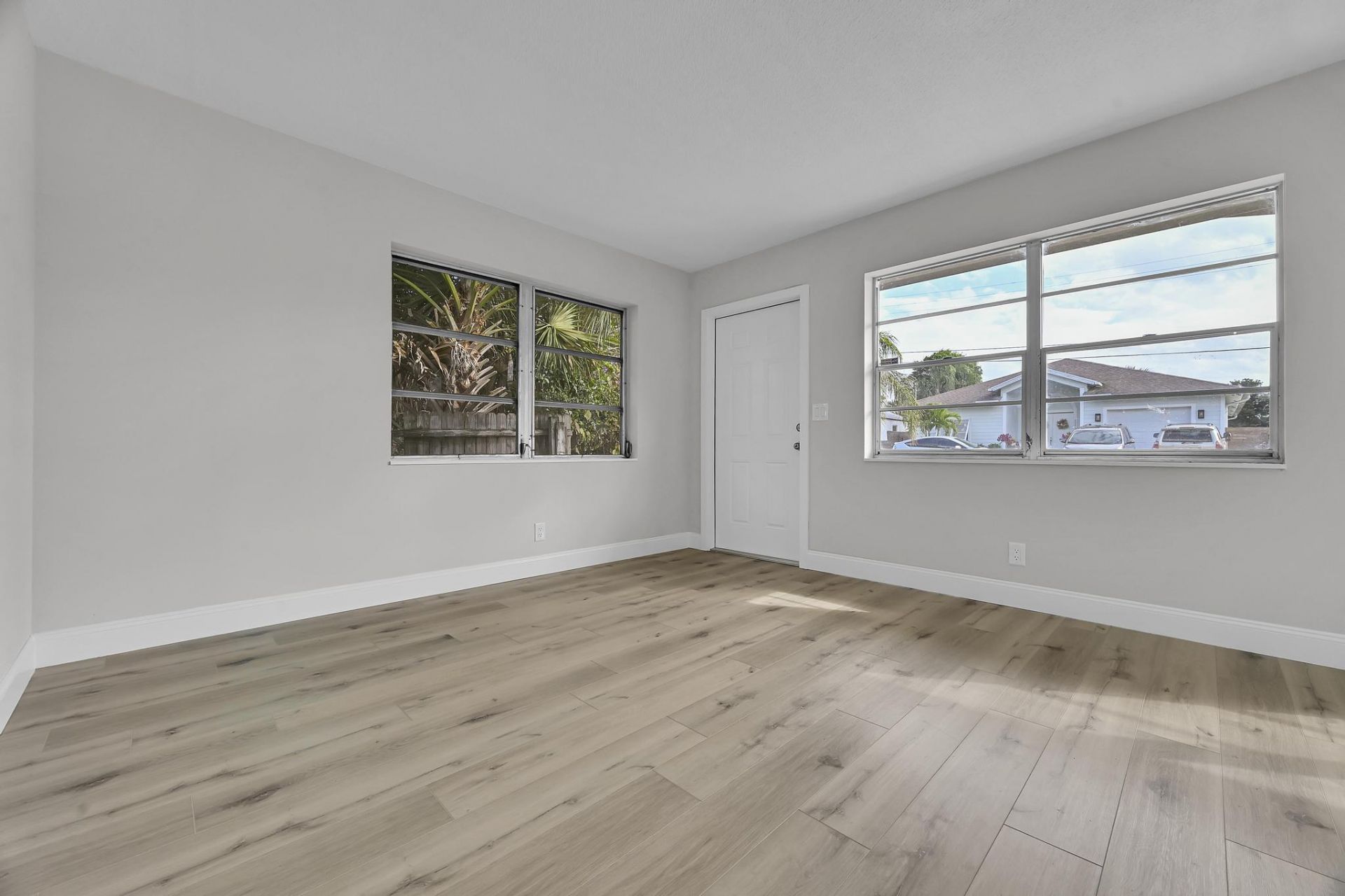 8487 SE Begonia Way, Hobe Sound, FL 33455 Photo