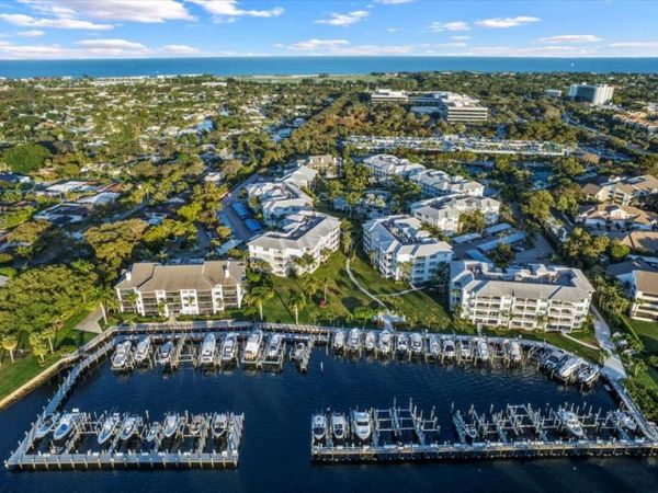 144 Bay Colony Drive N, Unit Penthouse, Juno Beach, FL 33408